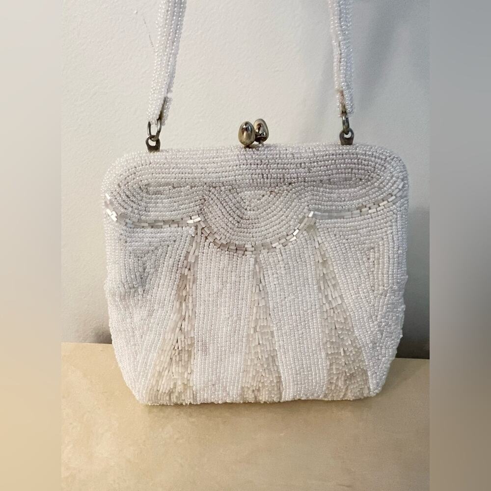 Vintage beaded ivory evening clutch purse grannycore Cottagecore formal